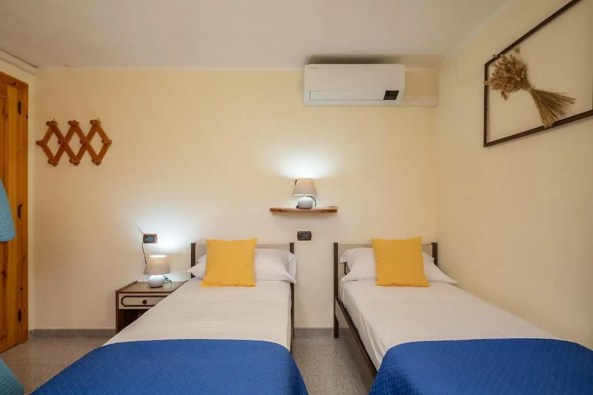 1-Minute Walk To The Beach- Large Equipped House Marongiu 0*,  Italië